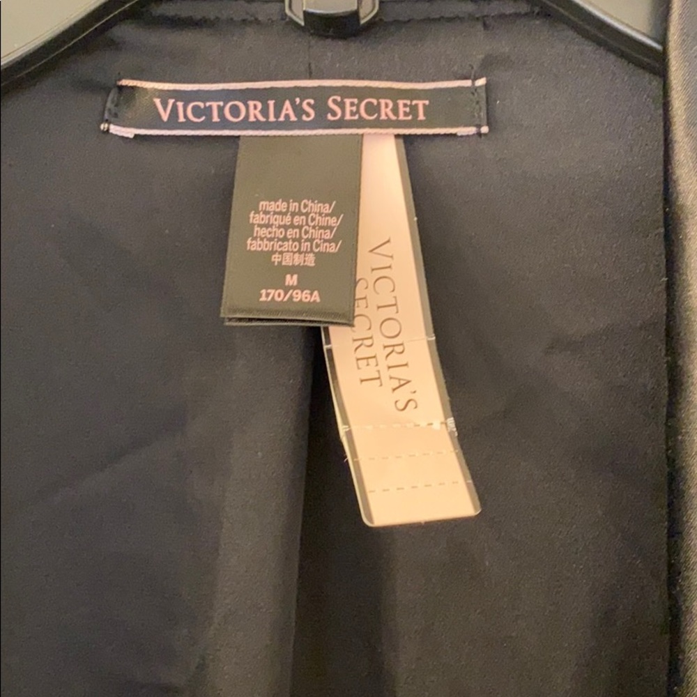 Velvet Rose Robe - Picture 4 of 5